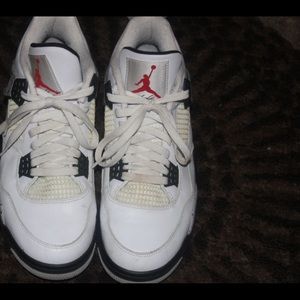 Jordan retro 4